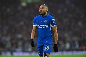 记者：切尔西将在恩昆库的转会中加入10%的二转分成条款