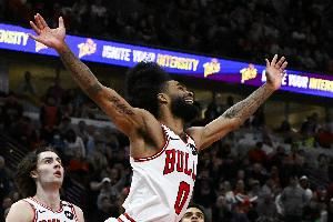 科比-怀特：篮球拯救了我 其他朋友十三四岁就开始加入帮派