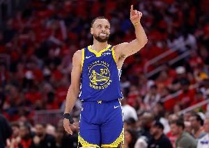 4人得分20+但是没自己?库里:我们希望能打出这种美丽的篮球