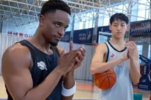 谁家外援提前一个小时到训练场?纳托尔正式报到!