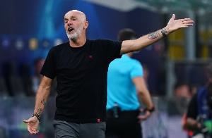 斯基拉:如果本周末无法战胜莱切,佛罗伦萨主帅皮奥利可能下课