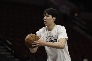 开拓者召回杨瀚森!开拓者队记:谣言和废话不攻自破